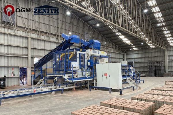 Mexico_Zenith 844 Paving Block Machine